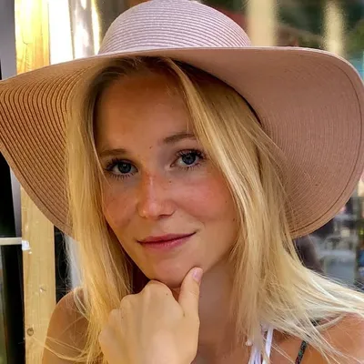 Nele profile