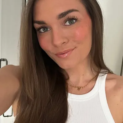 Nele Marie profile