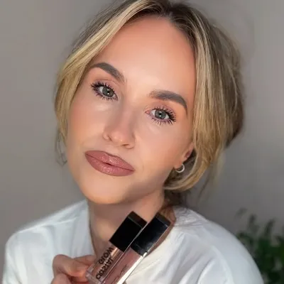 Nelly Morena Make-up Artist and Coach profile