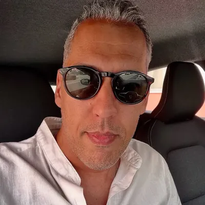 Nelson Bernardes profile