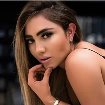 Nely Tavarez profile