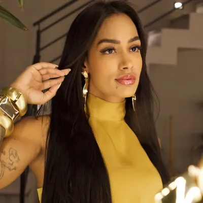 VANESSA CUNNHA profile