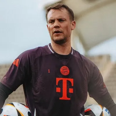 Manuel Neuer profile