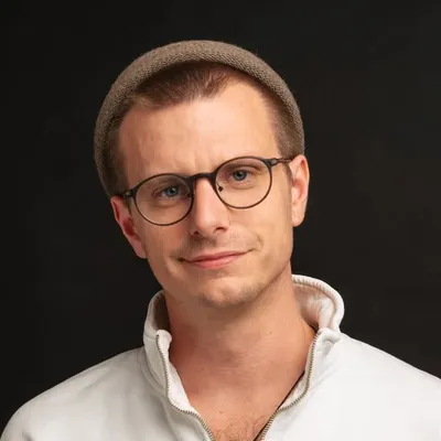 Moritz Neumeier profile