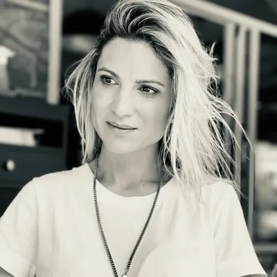 Ju Silveira | New Families profile
