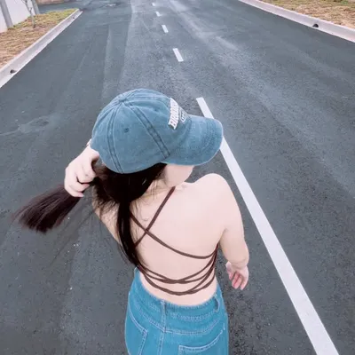 ・◡・ profile