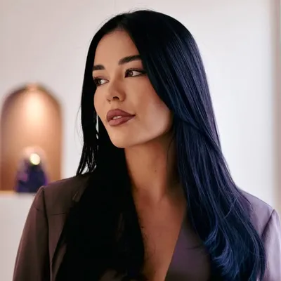 Nicole Faye profile