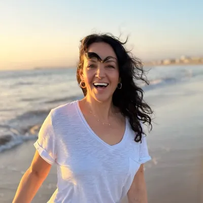 Nichole Sylvester | Miracle Minded profile