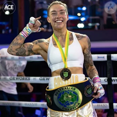 The Chaos Costello || Pro Boxer || OG Tomboy || Mum profile