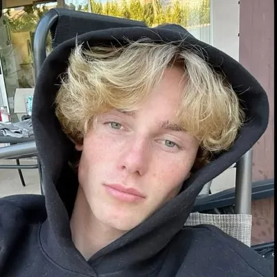 Nick Hoox profile