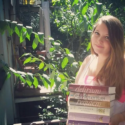 Nickis Bücherwelt ♥️ profile