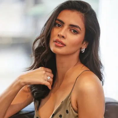 Nickita Arora profile