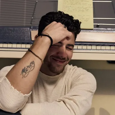 Nick Jonas profile