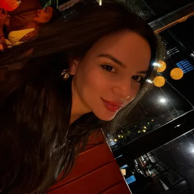 Nicole Guarnieri profile
