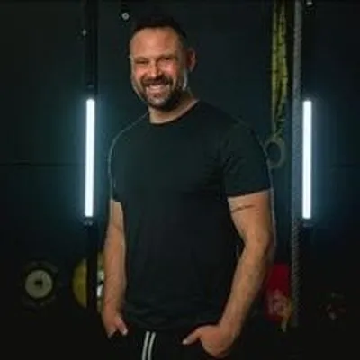 Nic Miller profile