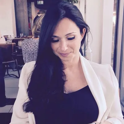 NICOLA BELLAMY - LYMPHATIC FACE & BODY MASSAGE/LONDON & ESSEX profile