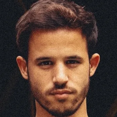 NICOLÁS profile