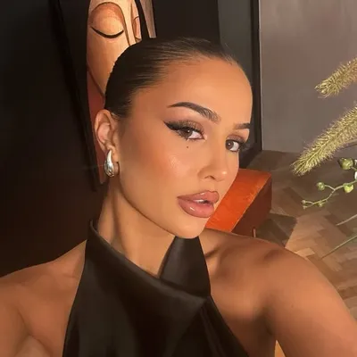 NICOLE GOUSSIS profile