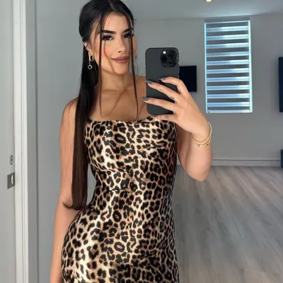 Nicole profile