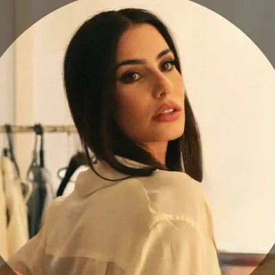 Nicole Pinheiro Bayde profile