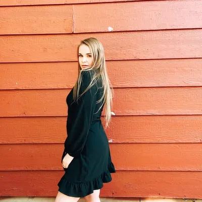 Nicole Rose Barry profile