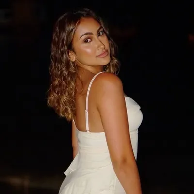 Nicole Sheila profile