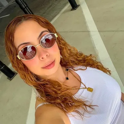 Nicolette Schneider ✿ profile