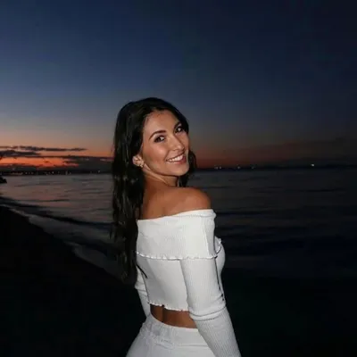 NICOLE VAIDOSA profile