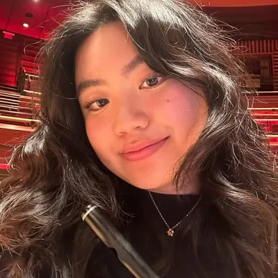 nicole hom profile