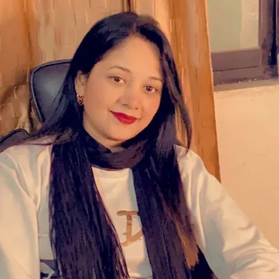 RUHI MAKEUP ARTIST profile