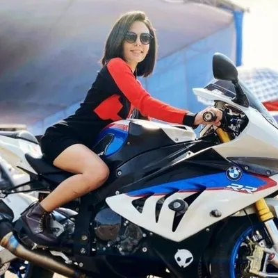 Nidhi Badhwar profile