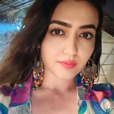 Nidhi Seth profile