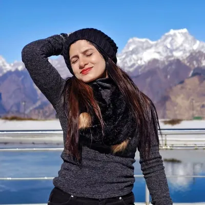 Nidhi Kanabar profile