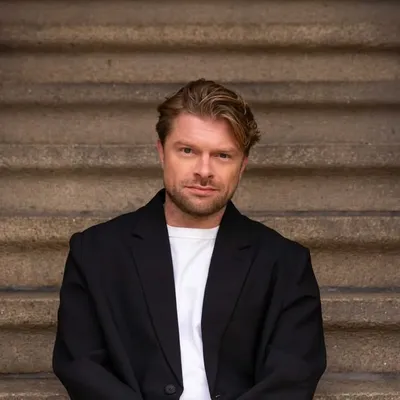 Niels Oosthoek profile