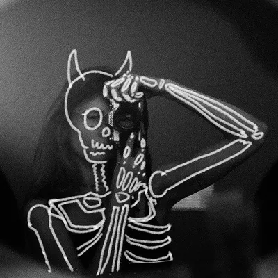 ✷ ✷ ✷ profile