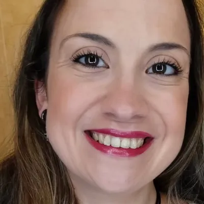 Nieves Pérez Maroto profile