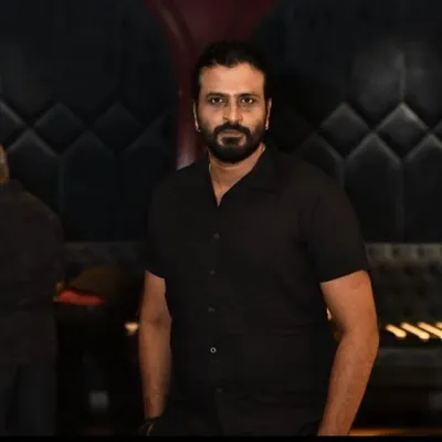 Nigiil Akkaraa profile