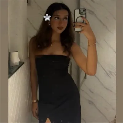 Niharika Singh profile
