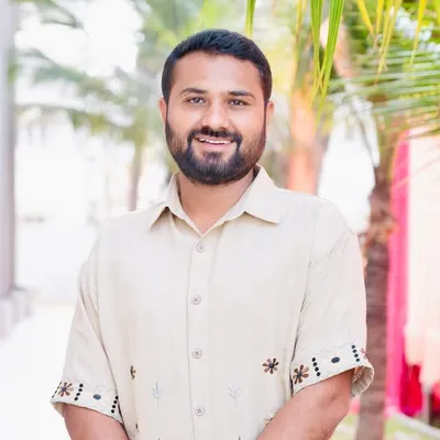 Nikhil Thacker profile