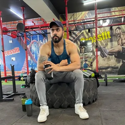 Nikhil Bajaj profile