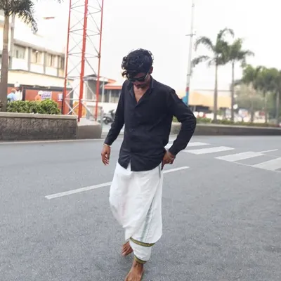 Nikhil Ahilya Kakade ..17 ๐ค profile