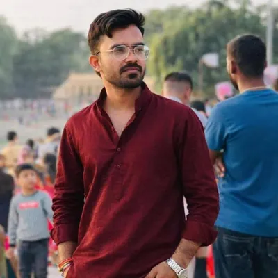 Nikhil Paliwal profile