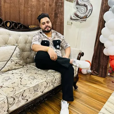 Nikhil Wadhera profile