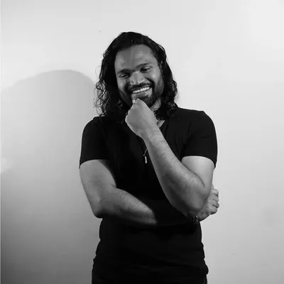 Nikhil Paul George | Bollywood Playback Singer & Music Producer profile