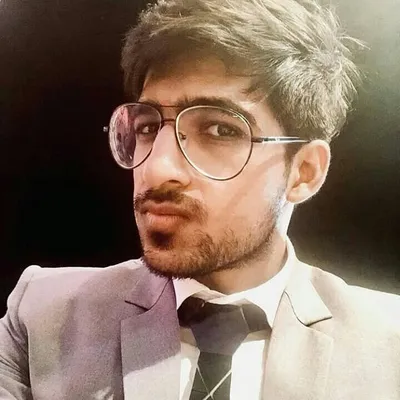 nikhil saxena profile