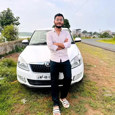 Nikhil ๐ค profile