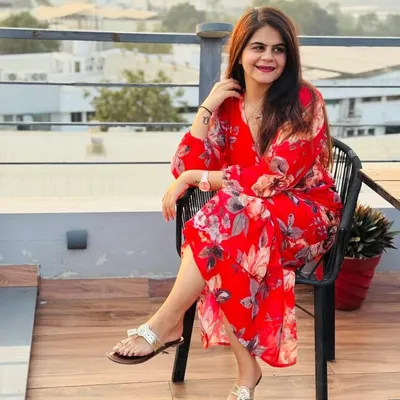 Nikita Khushlani..๐งฟ๐ profile