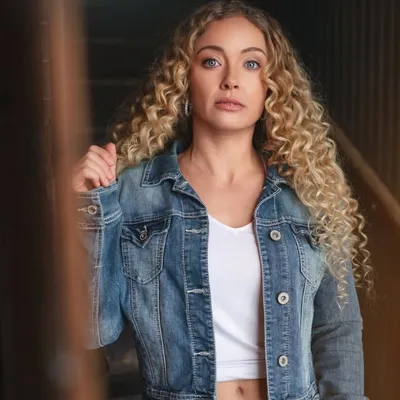 Niki Tilley profile