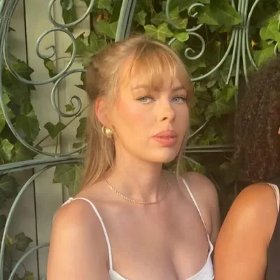 Nikki Caitlyn profile