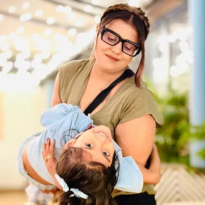 Nikki | Mom Life Creator profile